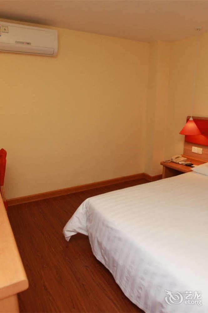 Home Inn Fuqin - Chengdu Bagian luar foto